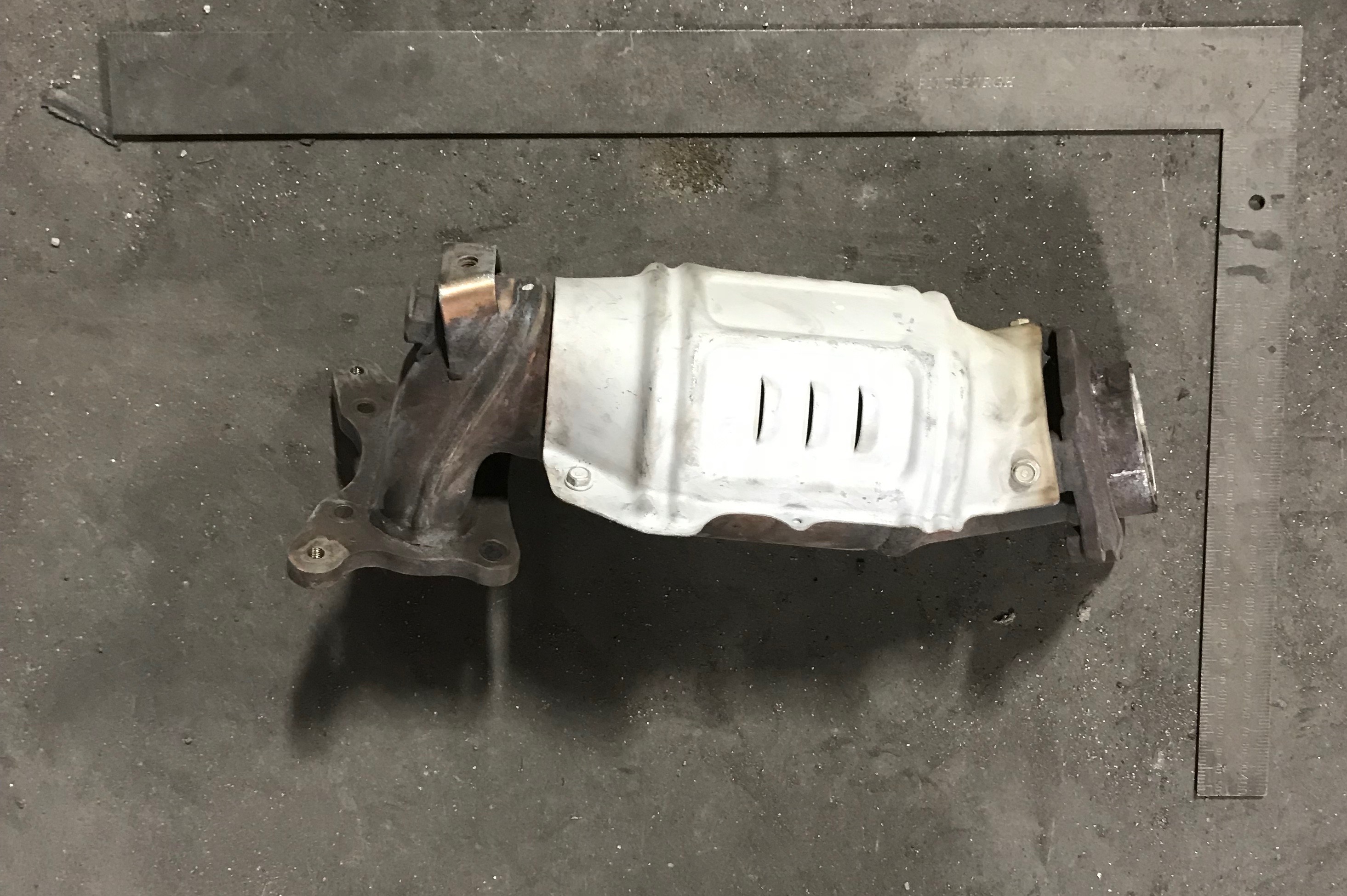 Honda X3* - 92641LD body code catalytic converter