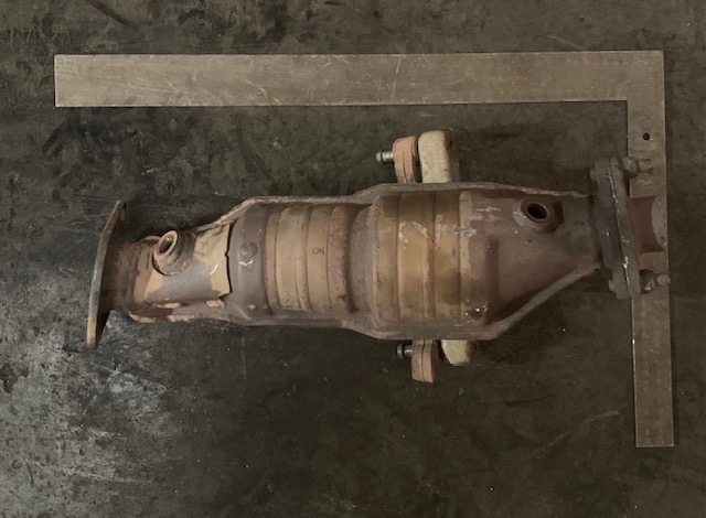 Hyundai C2B52 catalytic converter