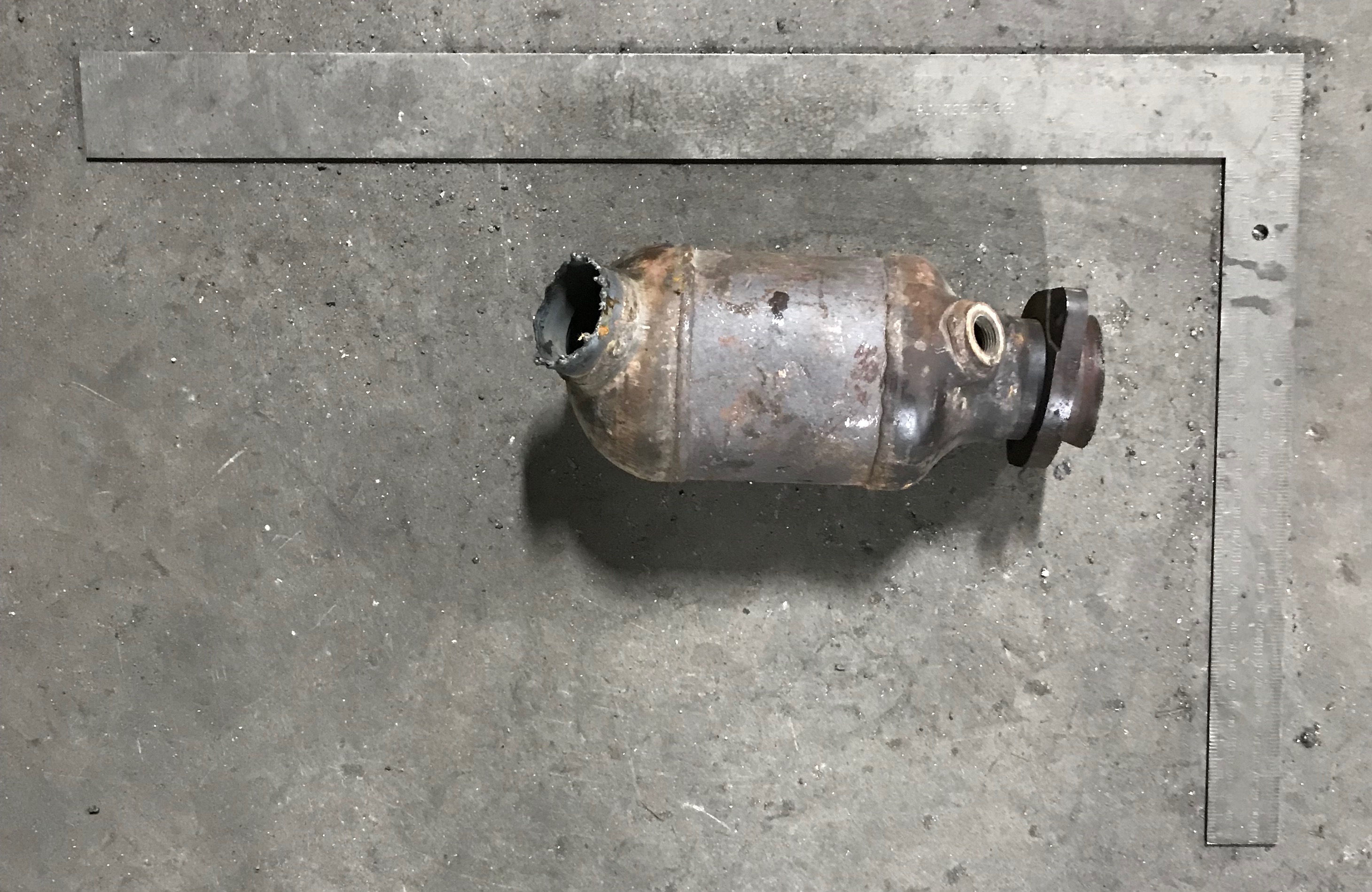Chrysler DCX with o2 (front) catalytic converter