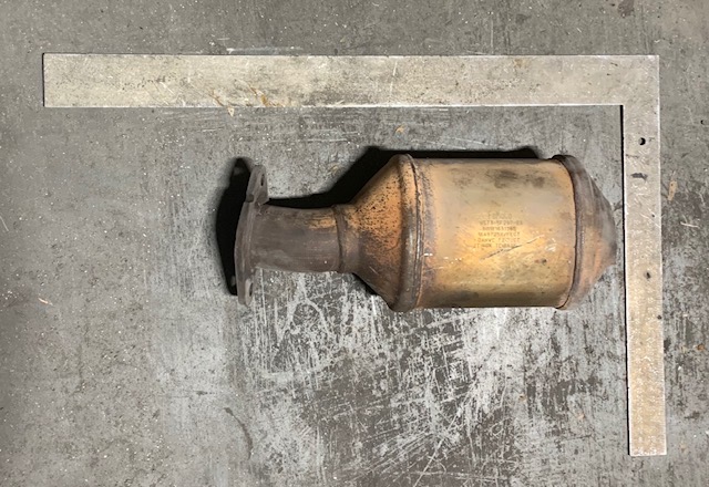 Ford AE53 FA catalytic converter