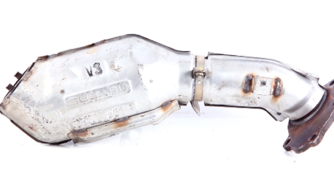 Subaru FCSB1 catalytic converter