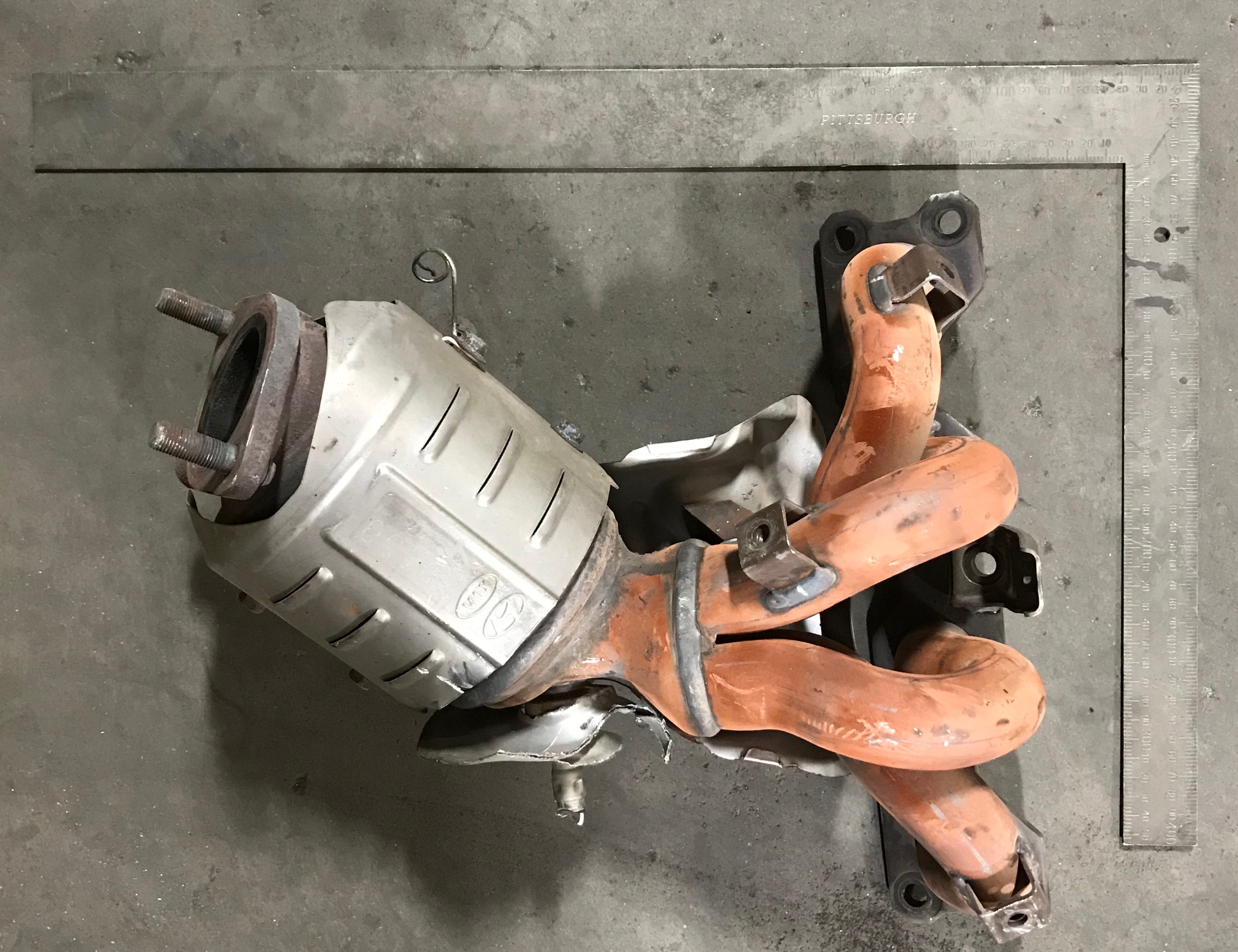 Hyundai W2BSN catalytic converter