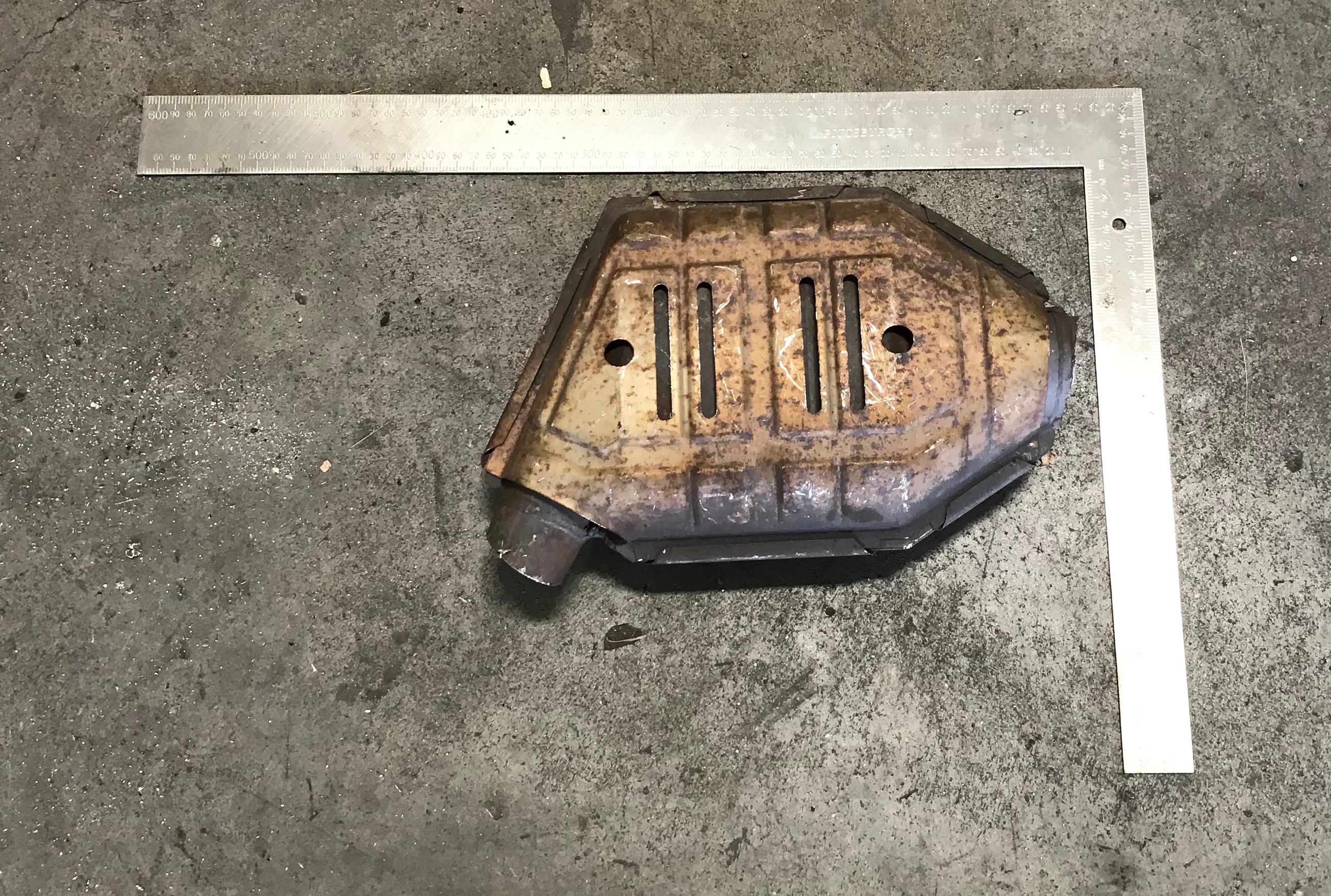 Ford F77A ORE catalytic converter