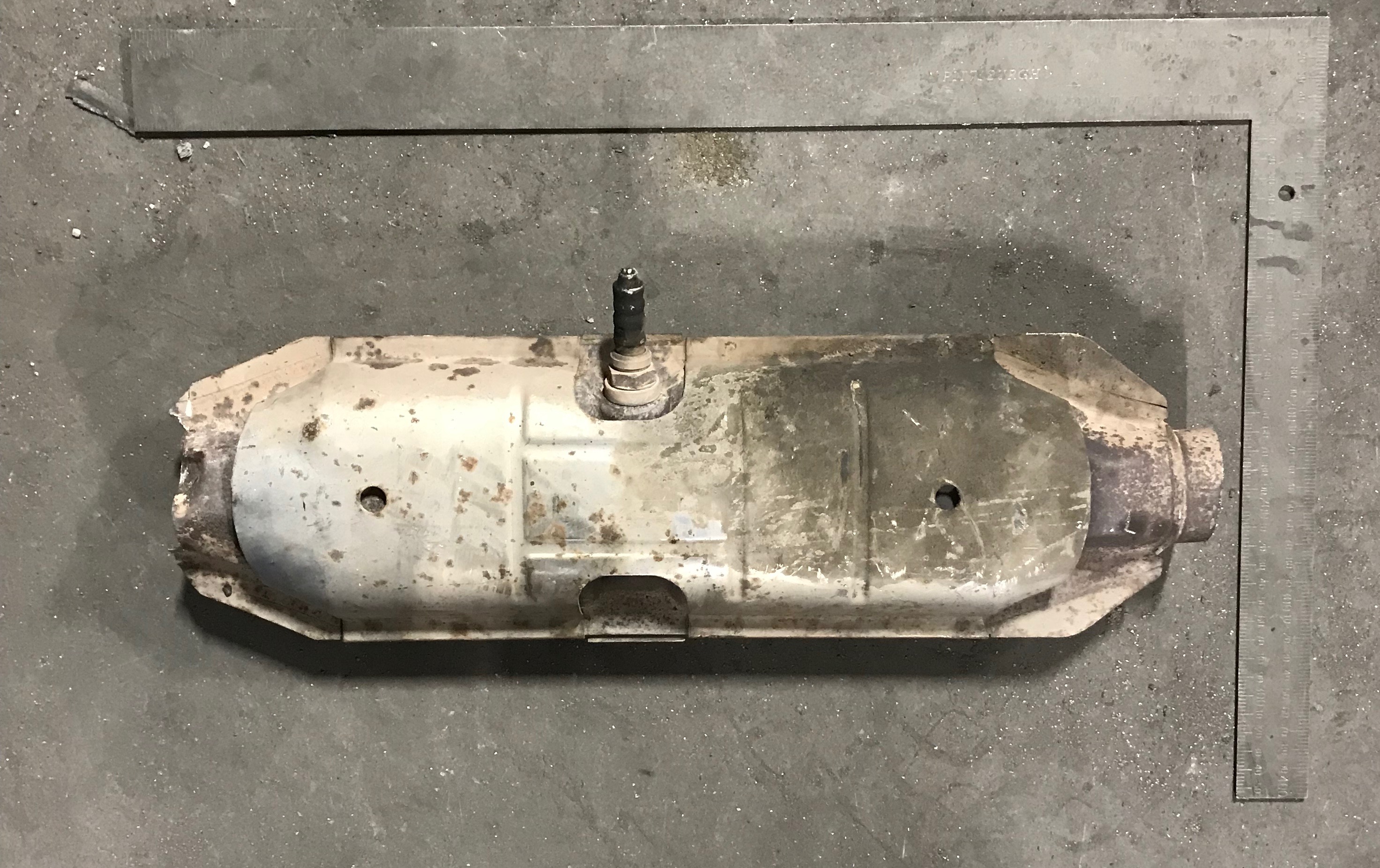 Ford YR33 HOS catalytic converter
