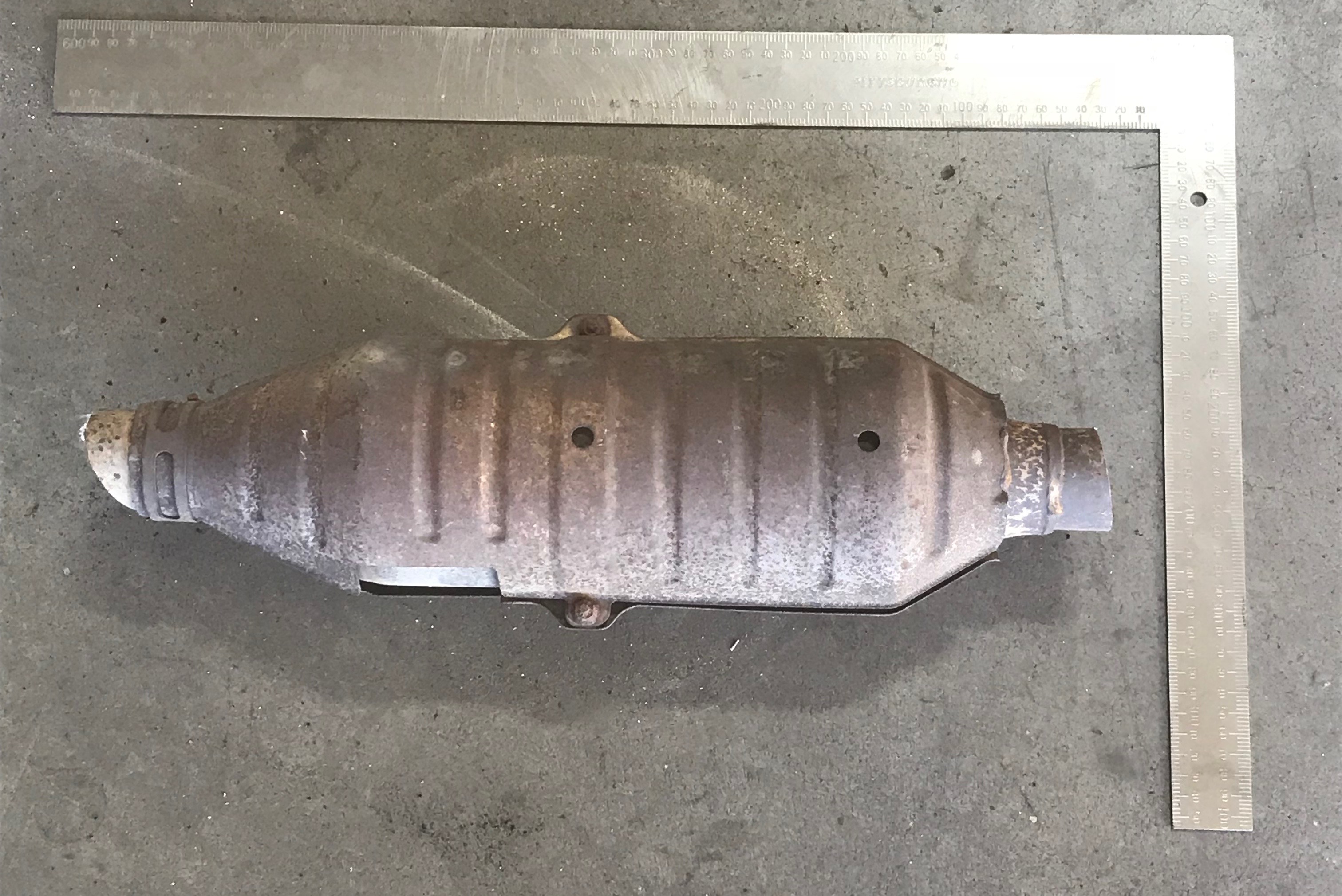 Toyota HA1 catalytic converter