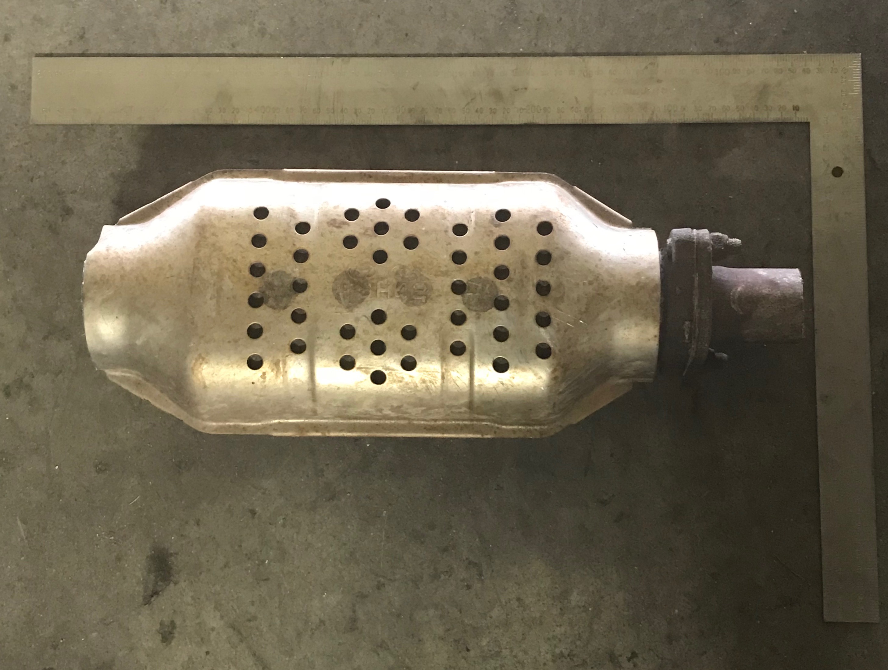 Hyundai CNV01 catalytic converter