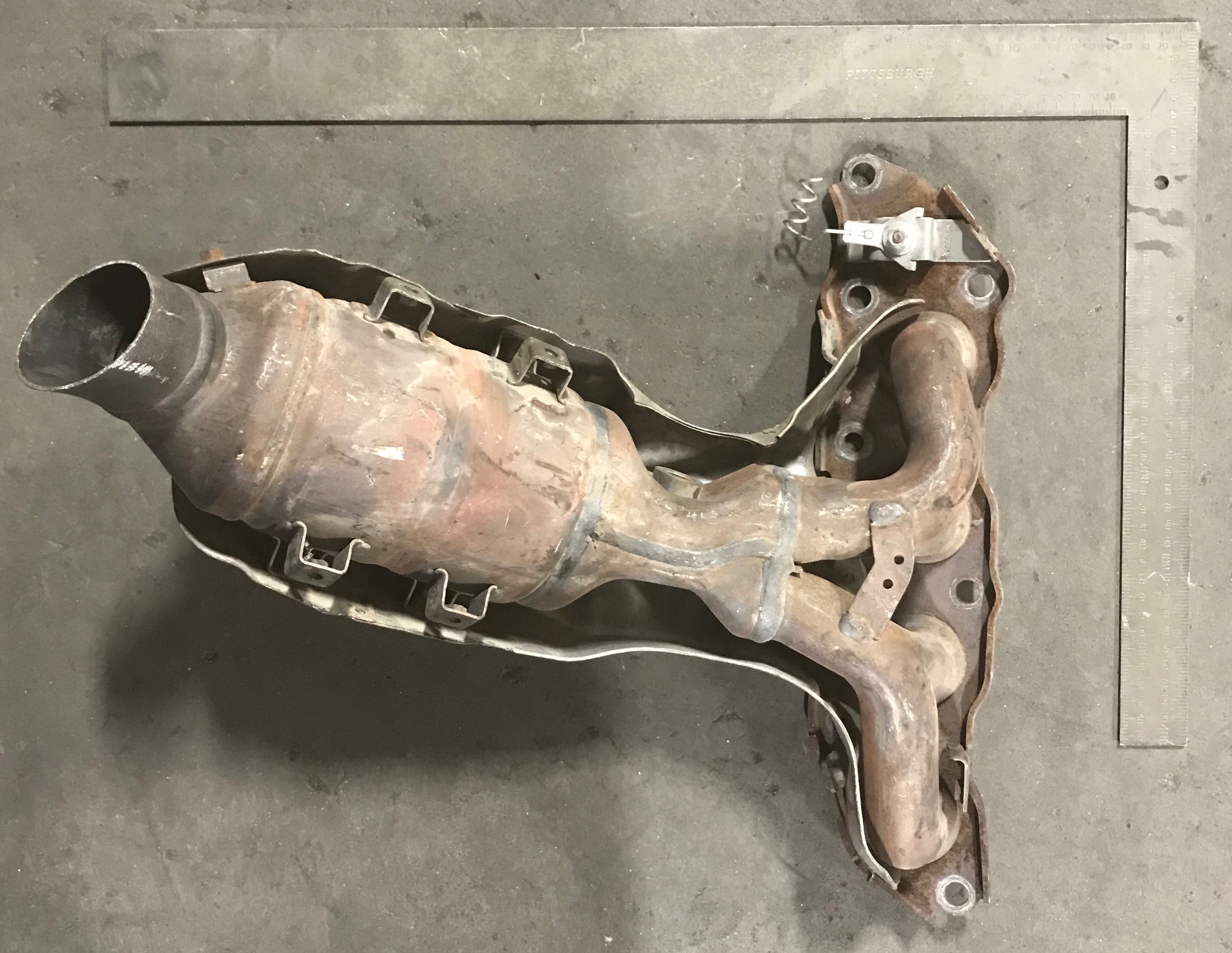 Mazda L362 catalytic converter