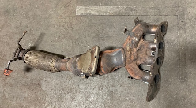 Mazda LF62 catalytic converter