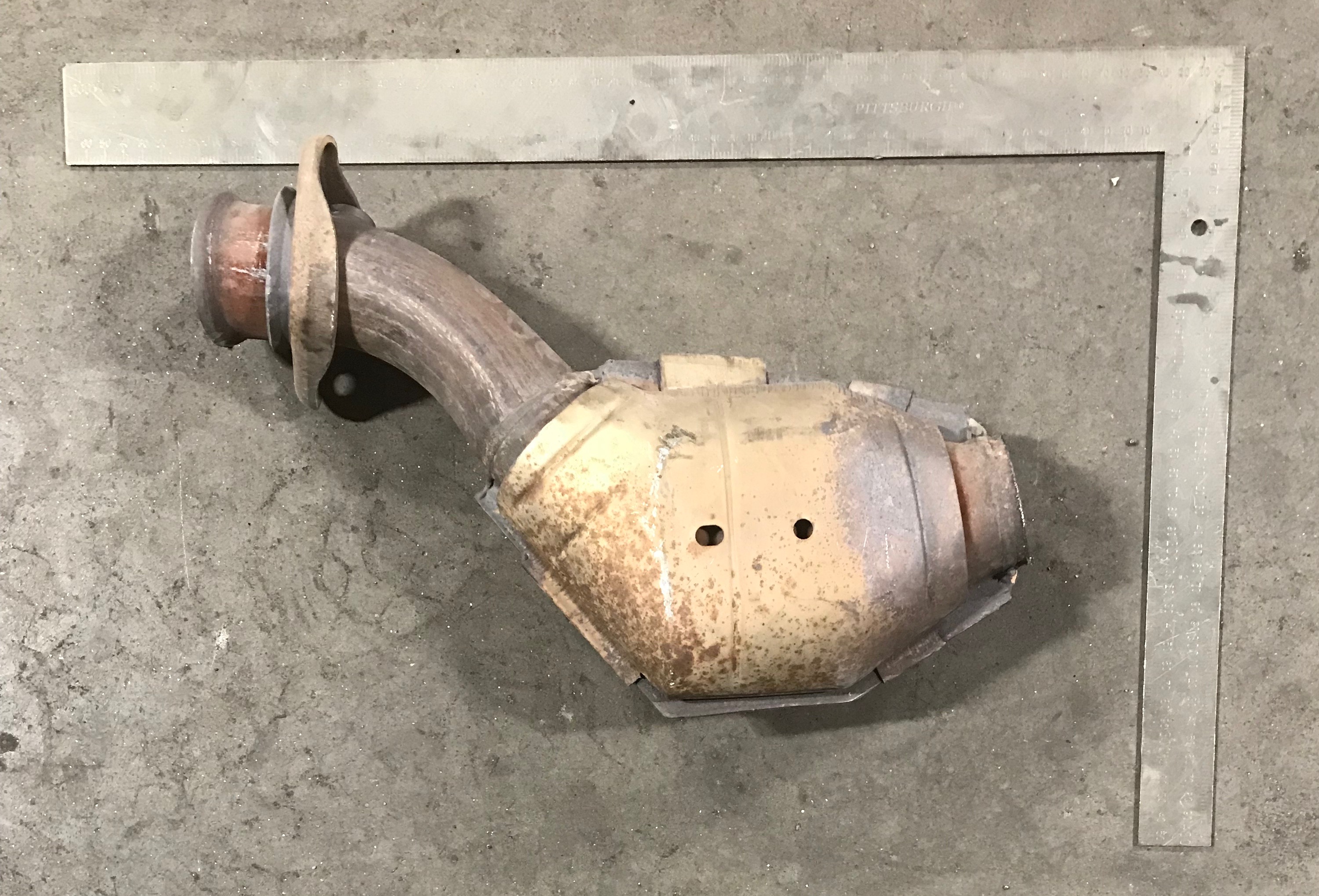 Ford 1L3C SKI Pre catalytic converter