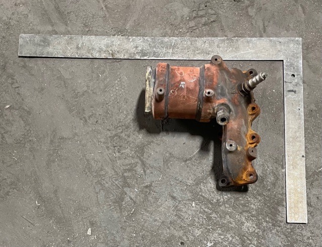 Mazda KL1C Manifold Pre catalytic converter