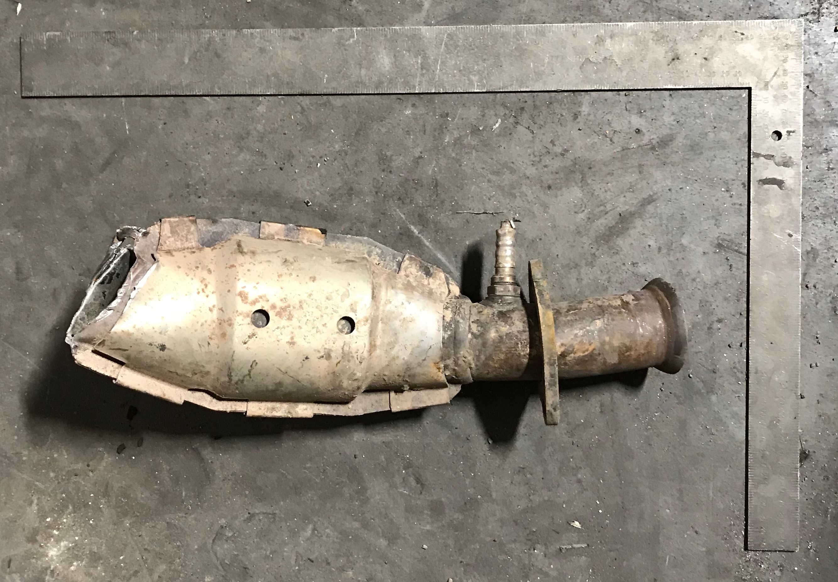Ford 3R33 BAR Pre catalytic converter