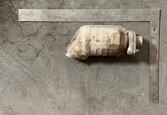 Mitsubishi XE catalytic converter