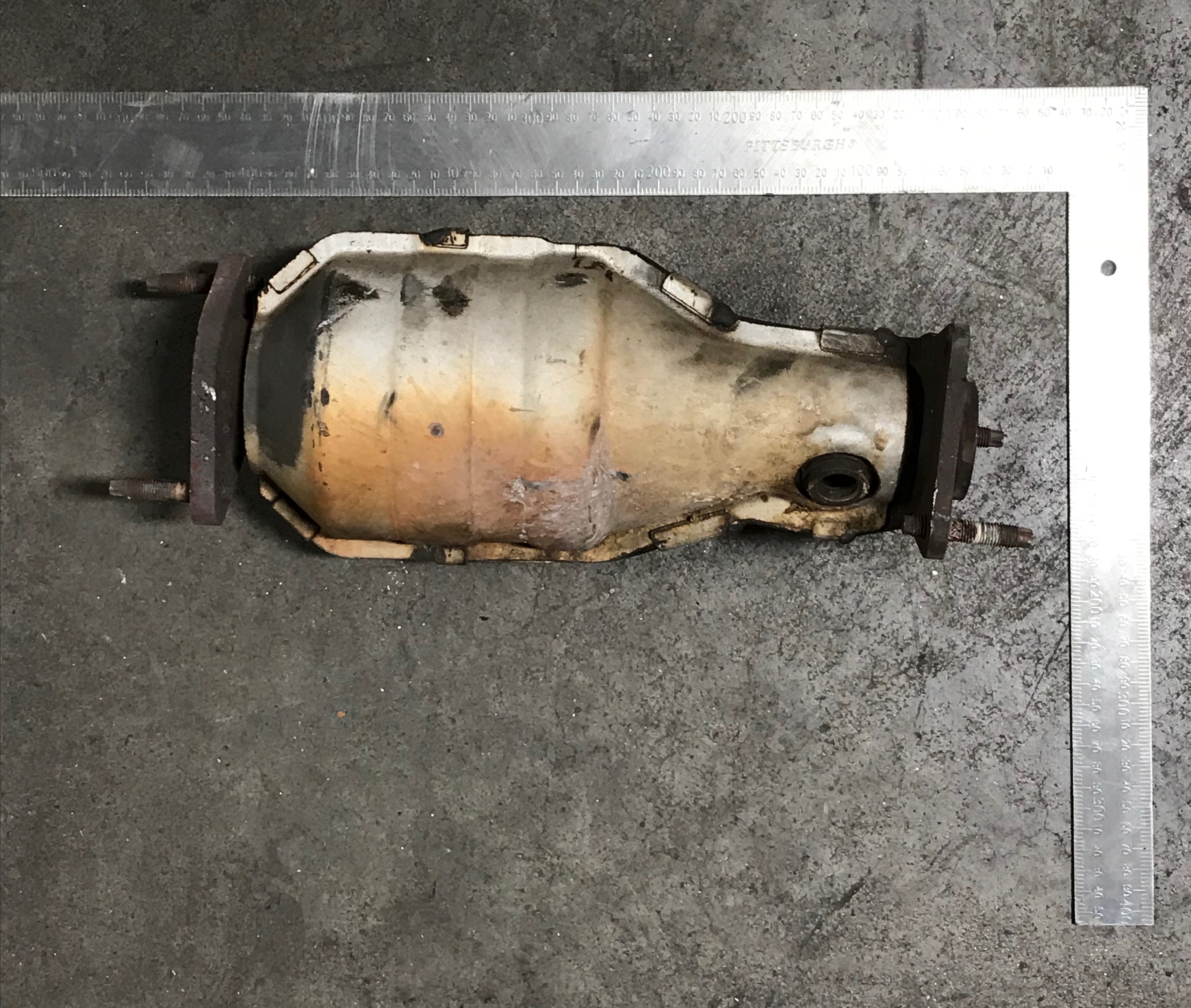 Nissan ZP5 catalytic converter