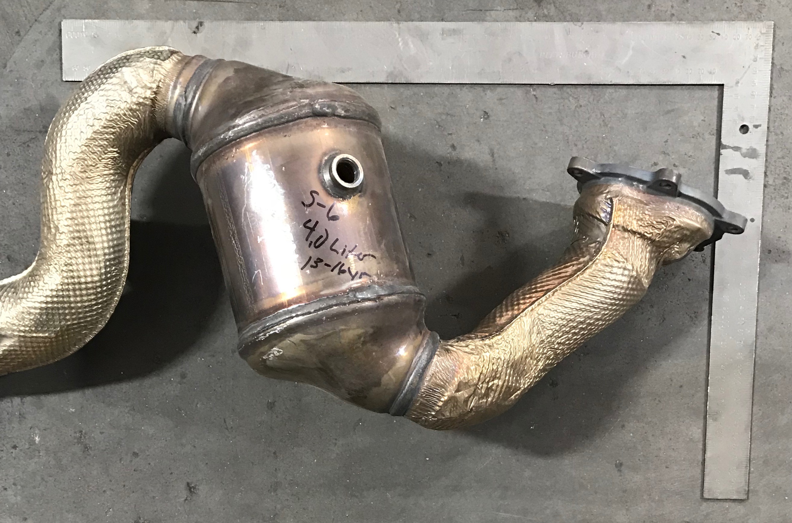 Volkswagen 8K0131703AQ catalytic converter