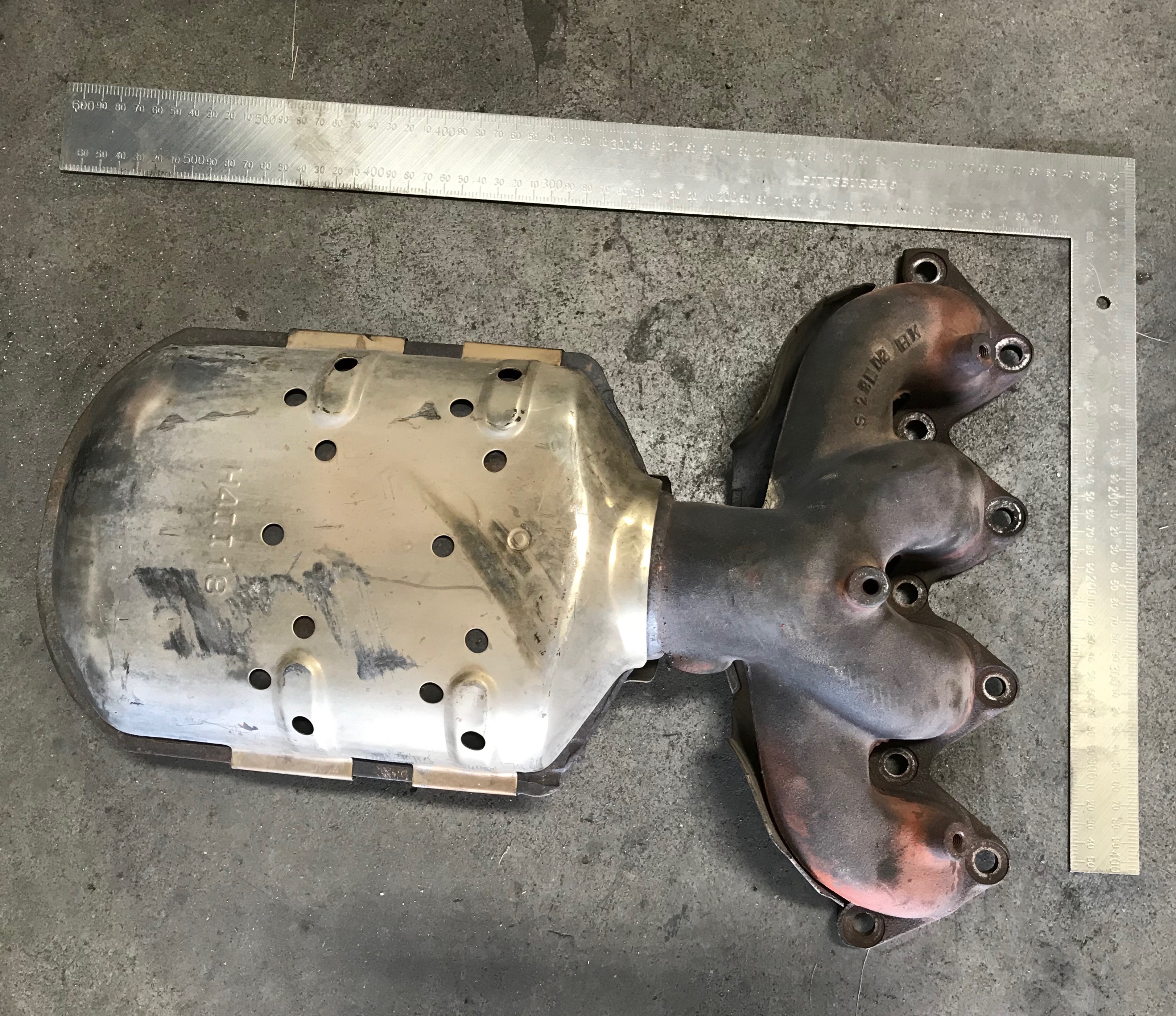 Hyundai H2ii18 catalytic converter