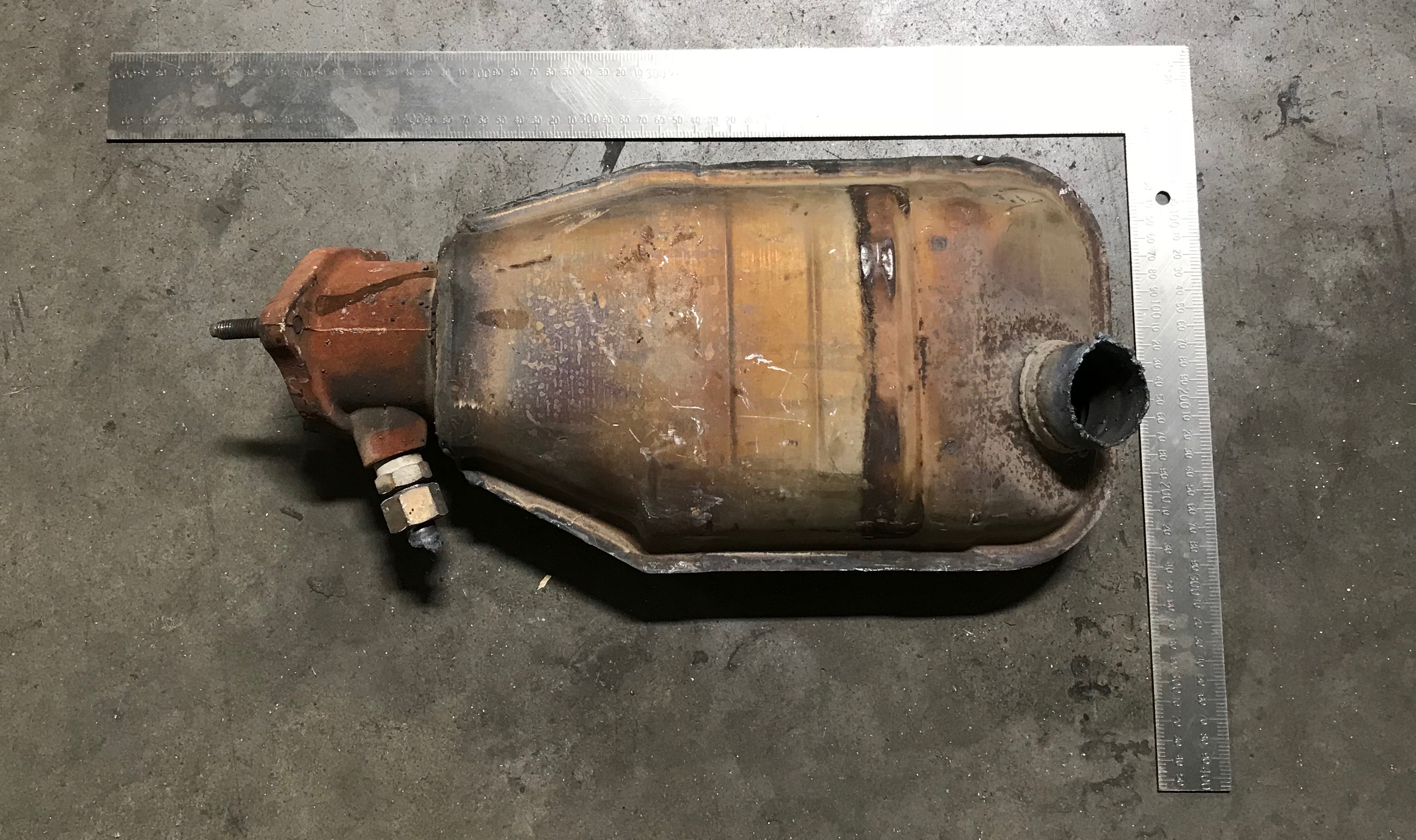 Ford 2M515211 EA catalytic converter