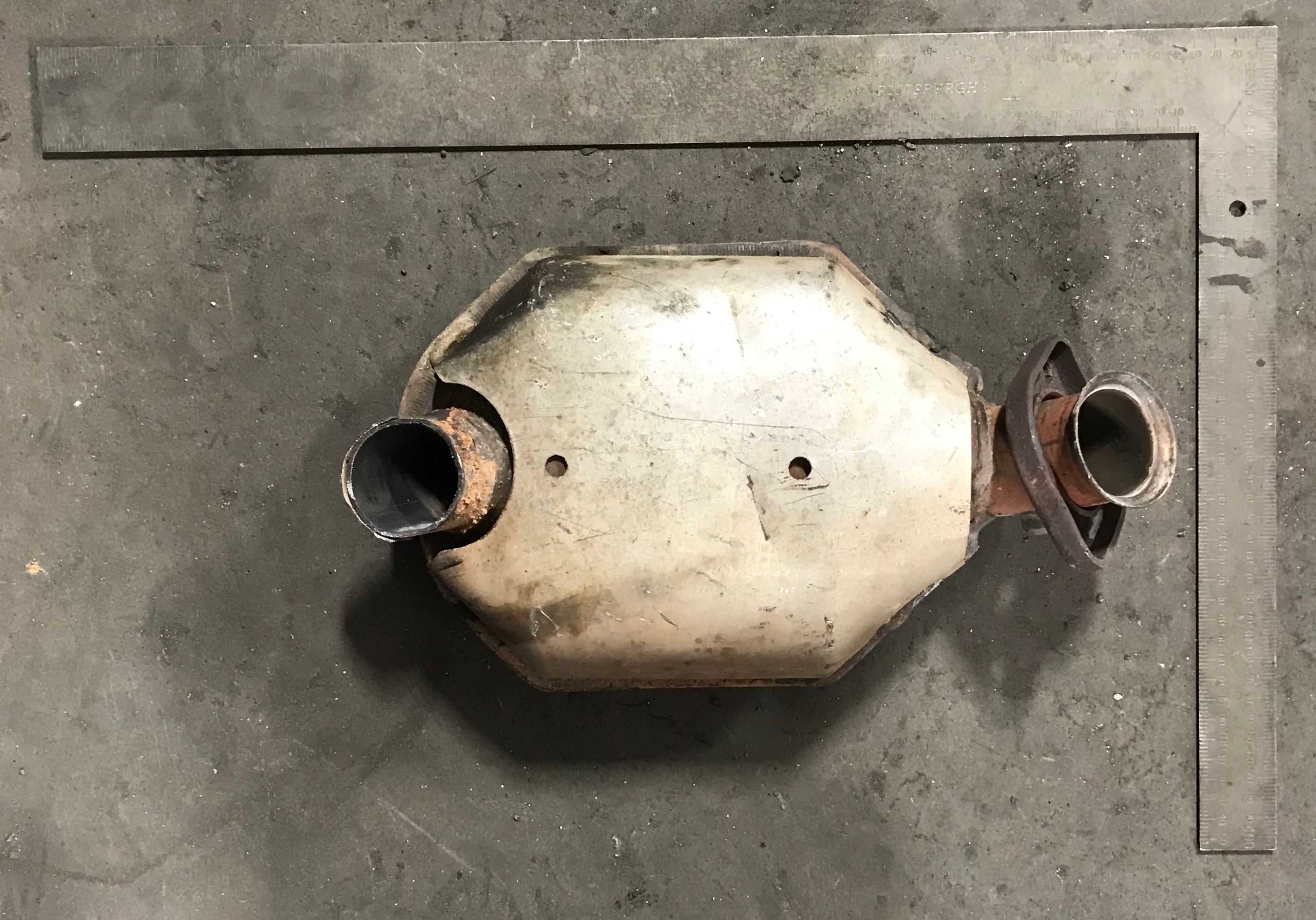 Ford F3CC LAB catalytic converter