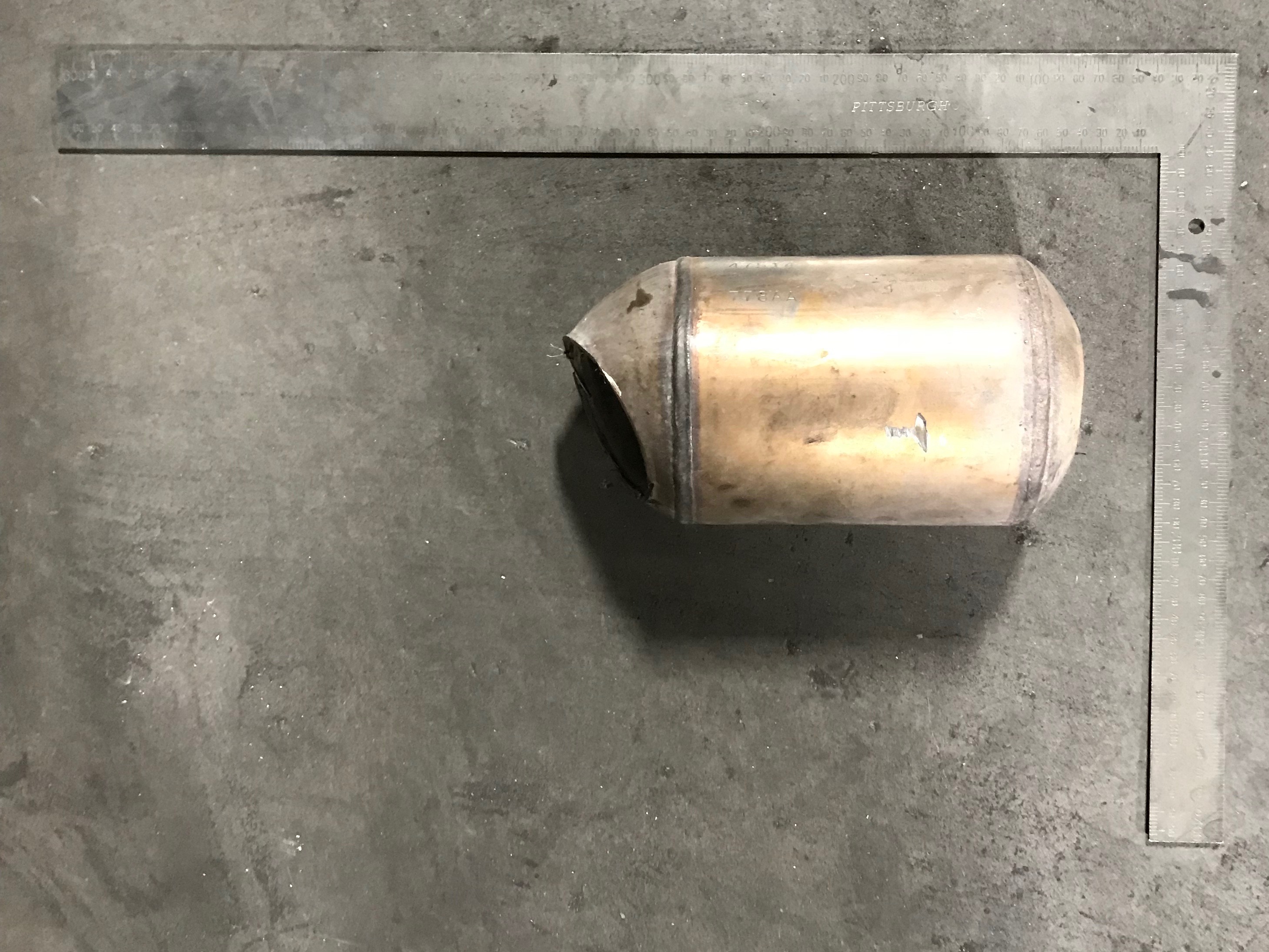 Chrysler 52855412AA catalytic converter