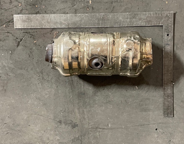 Ford 1453721x catalytic converter