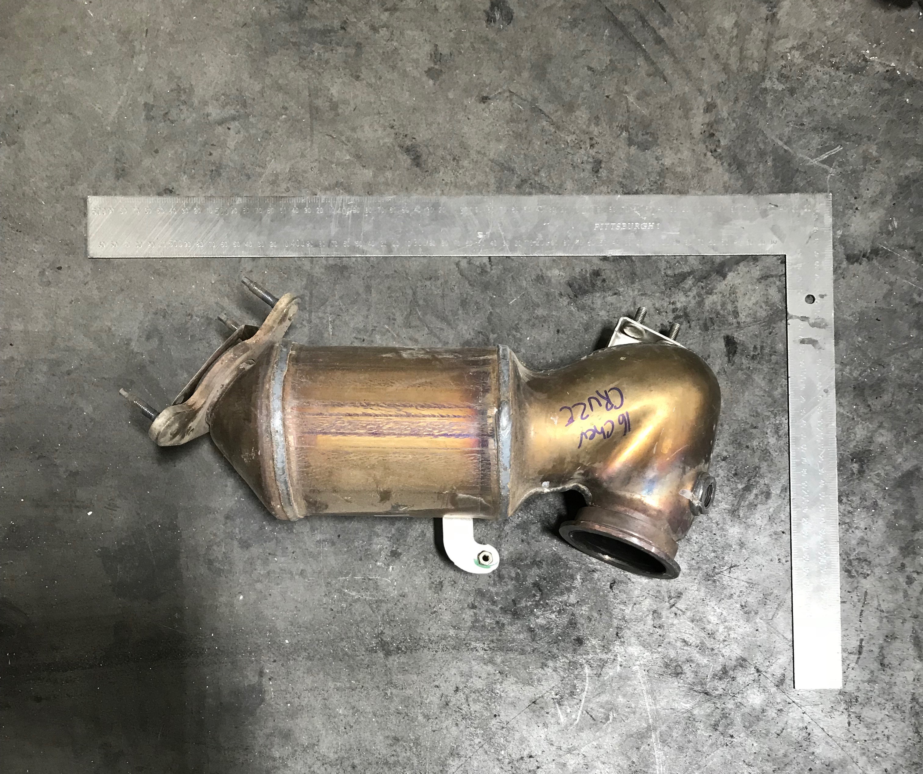Chrysler 50053290 catalytic converter