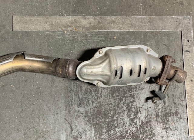 Honda CH* catalytic converter