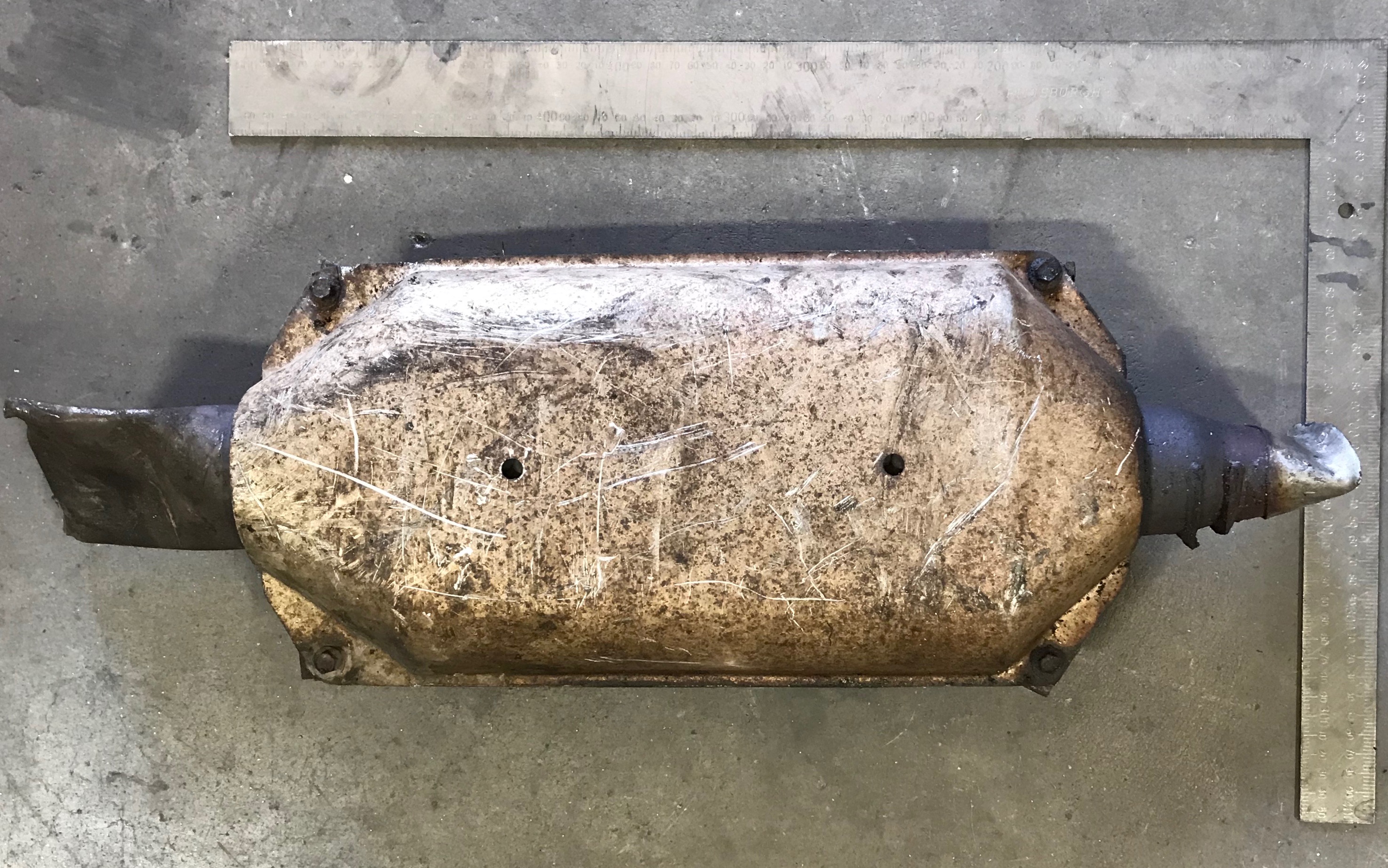Ford F4TA TEE catalytic converter