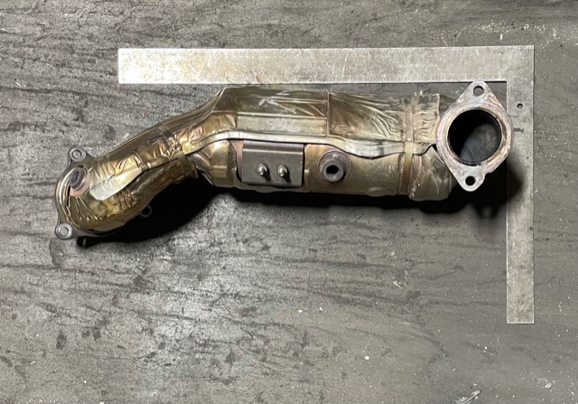 Ford N1M3 AA catalytic converter