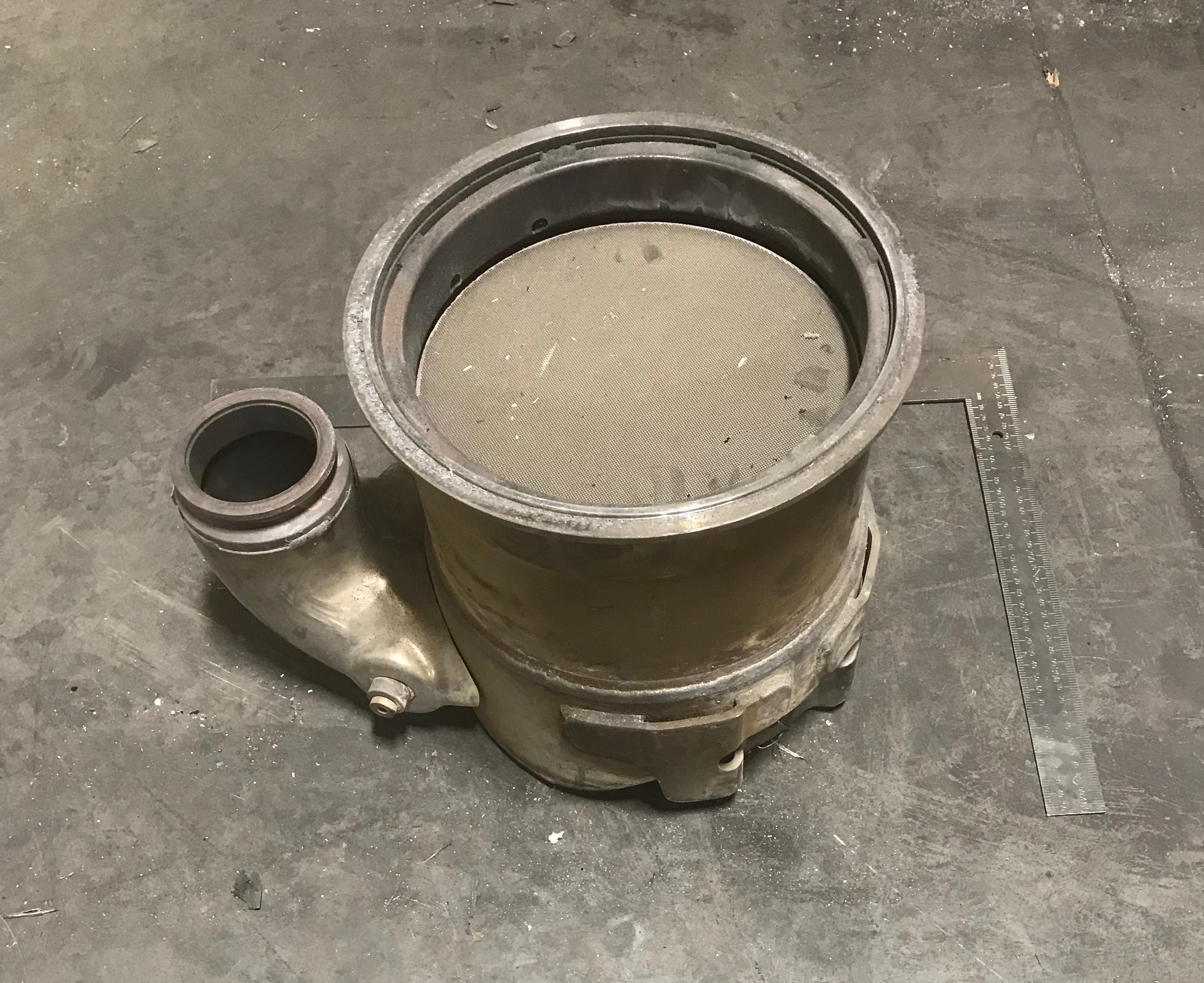 Other RE545012 catalytic converter