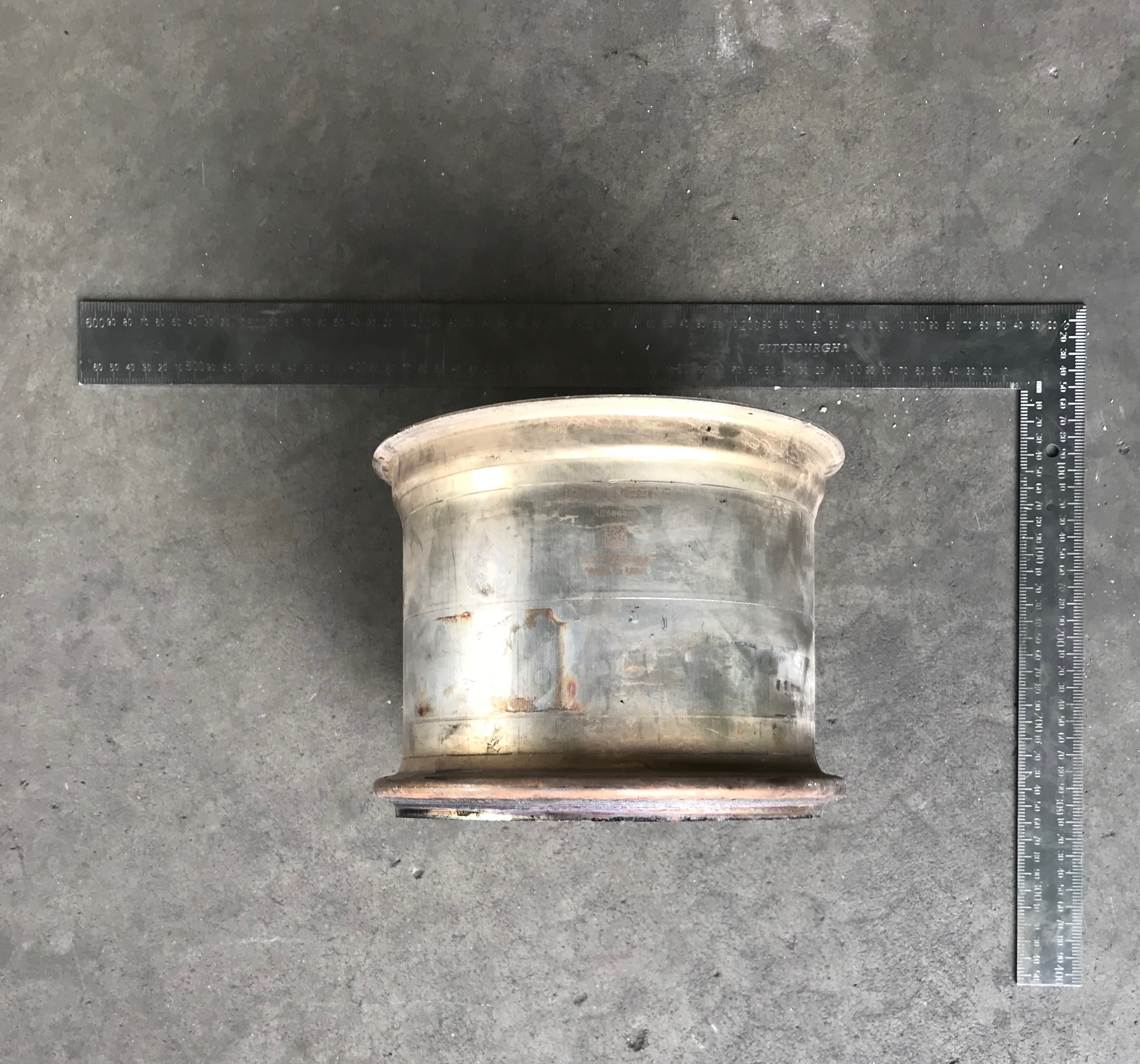 Other RE566858 catalytic converter