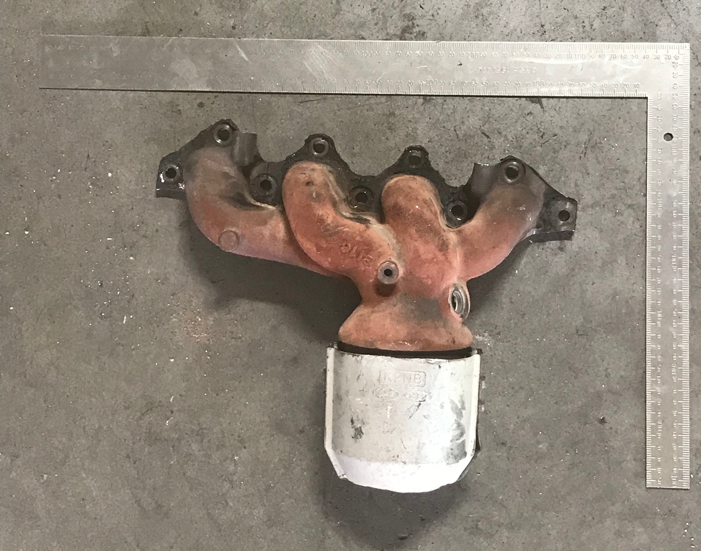 Hyundai K2BW Pre catalytic converter