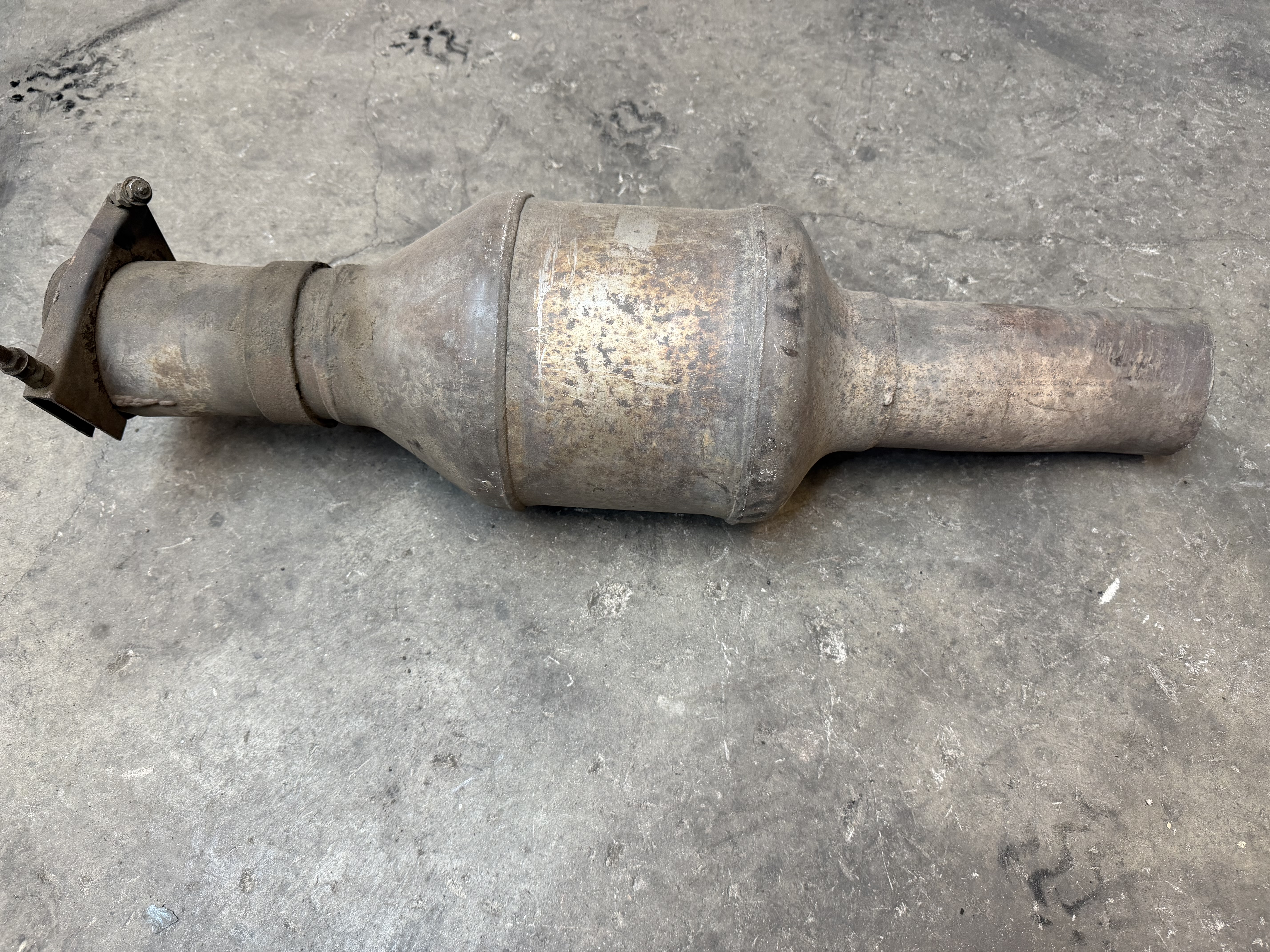 Other A00228942 catalytic converter