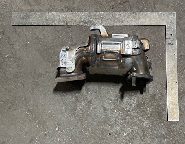 Hyundai 2SDL0 catalytic converter